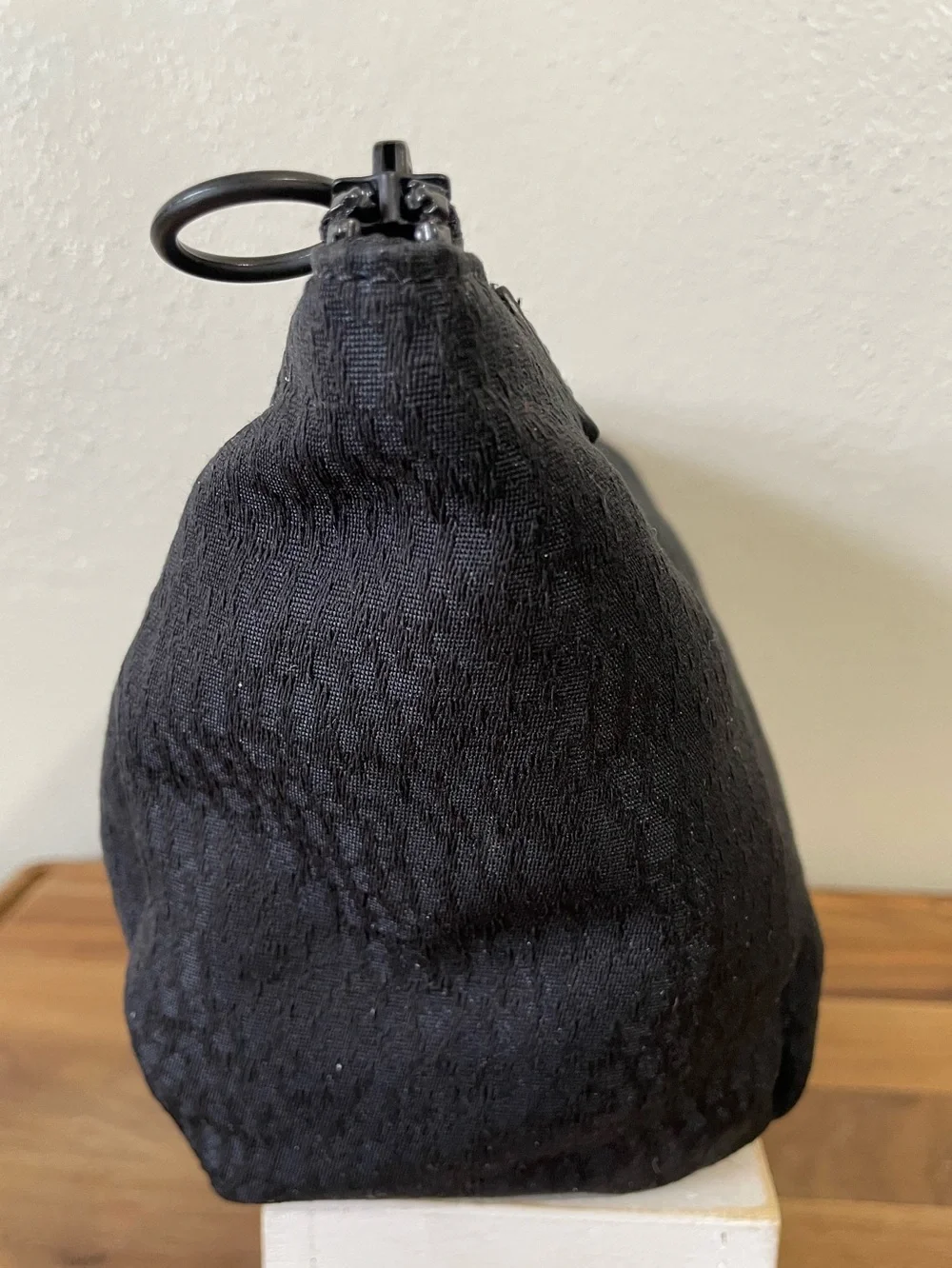 Travel Athleisure Lululemon Black Textured Cosmetic Makeup Pouch Zip Organizer